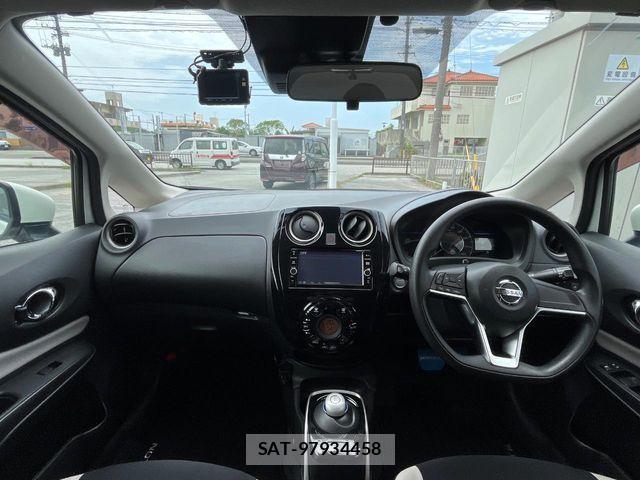 Nissan NOTE 2019-03 8563028-1