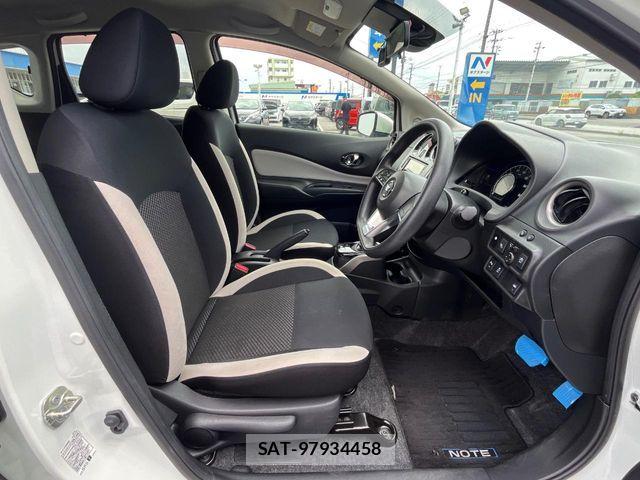 Nissan NOTE 2019-03 8563028-8