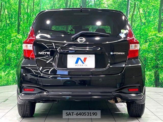 Nissan NOTE 2017-07 8563033-16