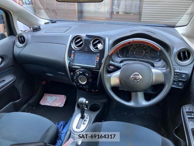 Nissan NOTE 2014-02 8563054-11