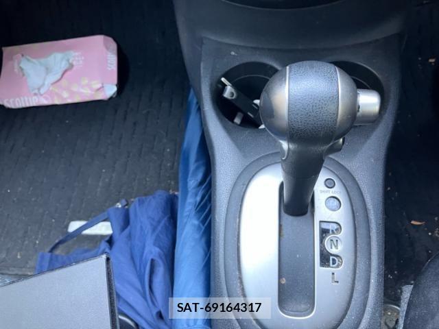Nissan NOTE 2014-02 8563054-19