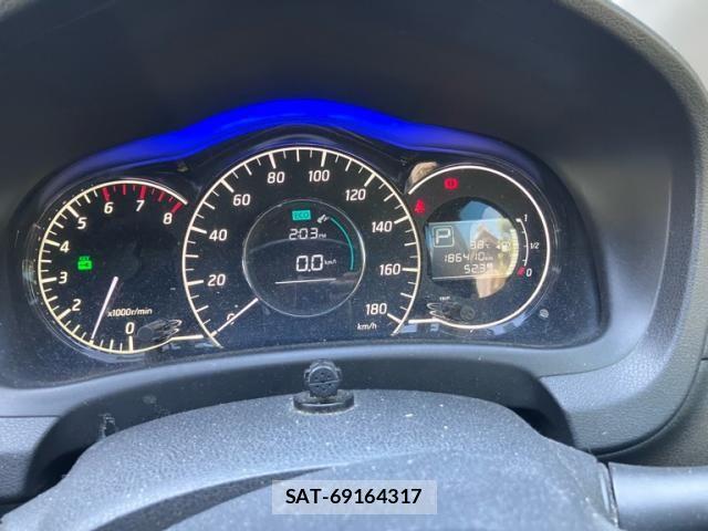 Nissan NOTE 2014-02 8563054-21