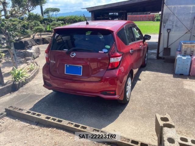 Nissan NOTE 2017-03 8563050-2