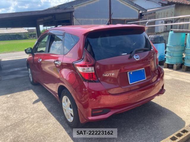 Nissan NOTE 2017-03 8563050-3
