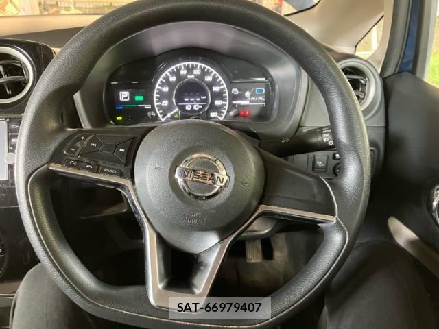 Nissan NOTE 2018-11 8563037-19