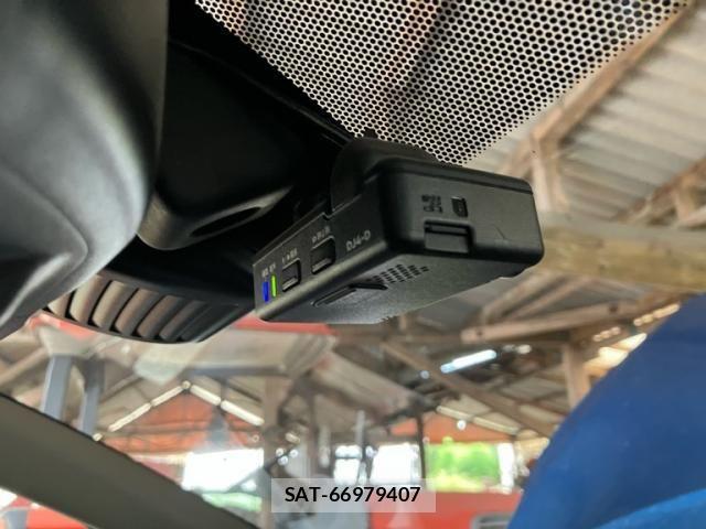 Nissan NOTE 2018-11 8563037-27