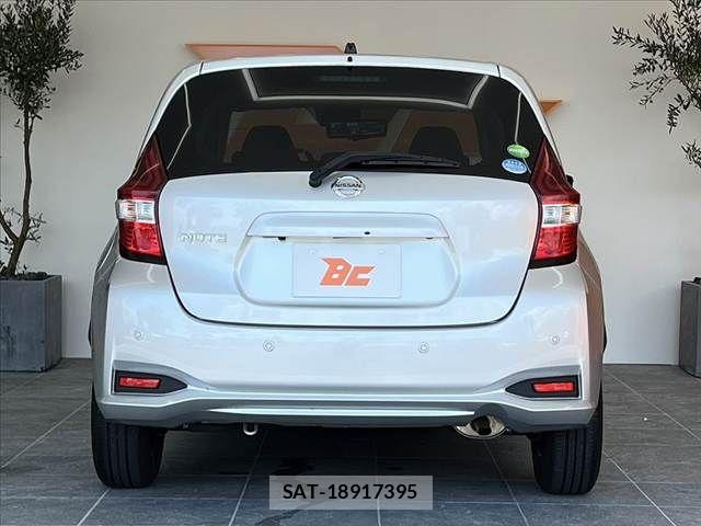Nissan NOTE 2020-09 8563030-13