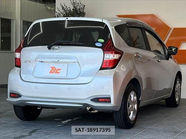 Nissan NOTE 2020-09 8563030-14