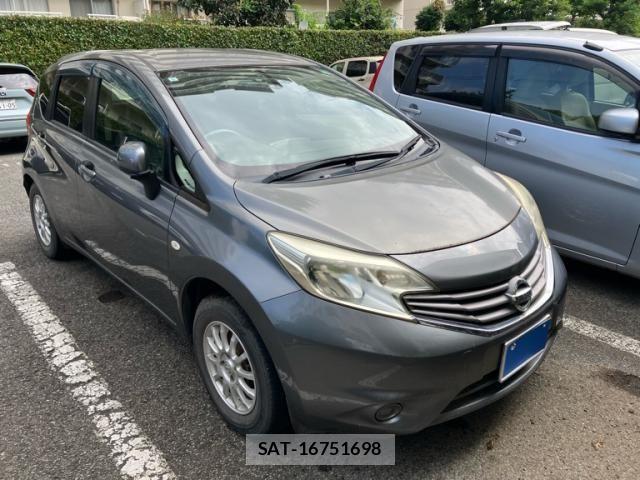 Nissan NOTE 2013-06 8563053-0