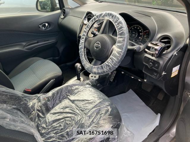 Nissan NOTE 2013-06 8563053-16