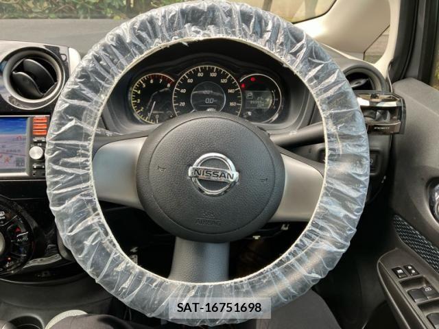 Nissan NOTE 2013-06 8563053-19