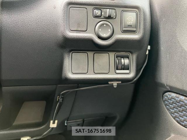 Nissan NOTE 2013-06 8563053-20