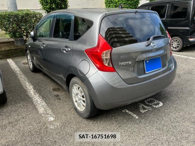 Nissan NOTE 2013-06 8563053-2