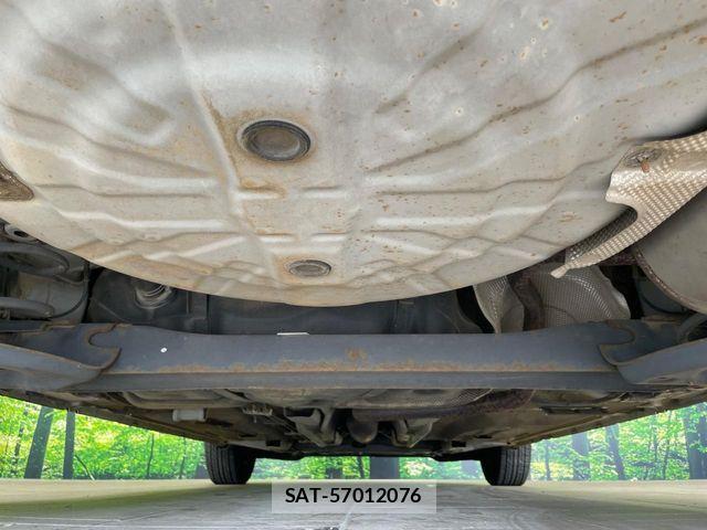 Nissan NOTE 2015-06 8563041-18