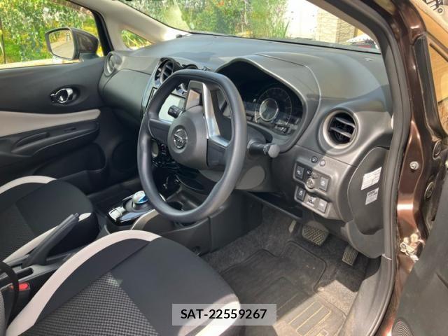 Nissan NOTE 2017-11 8563048-16