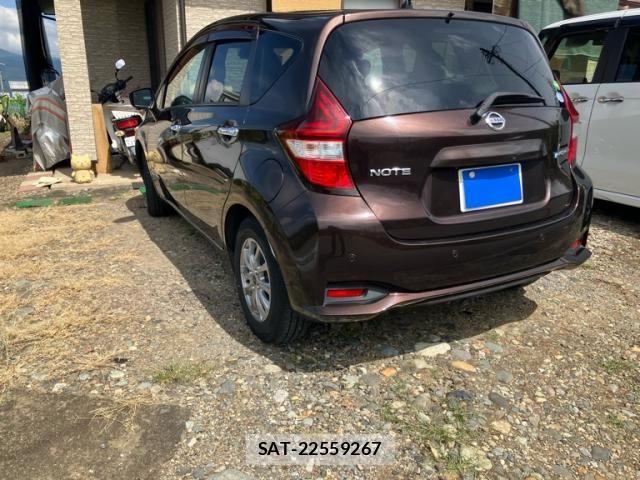 Nissan NOTE 2017-11 8563048-3