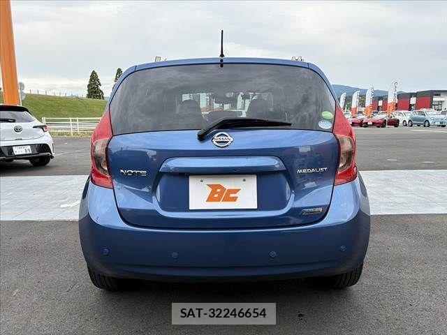 Nissan NOTE 2015-10 8563039-13