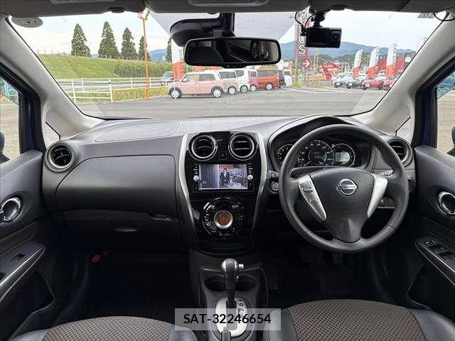 Nissan NOTE 2015-10 8563039-1