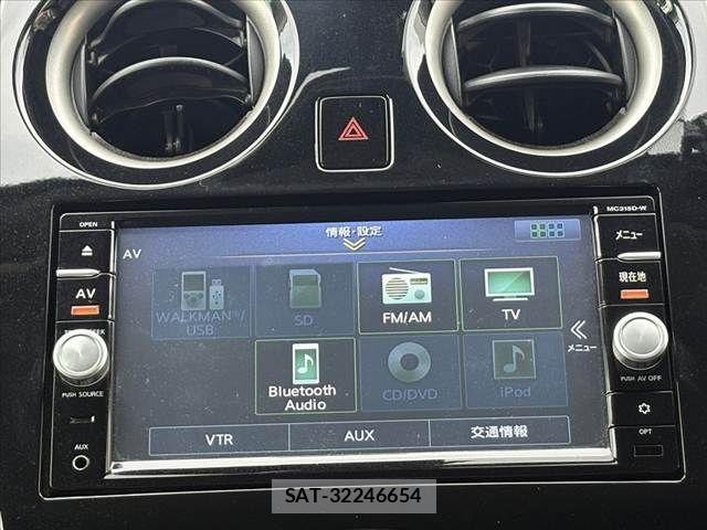 Nissan NOTE 2015-10 8563039-29