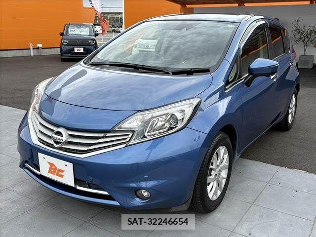 Nissan NOTE 2015-10 8563039-7