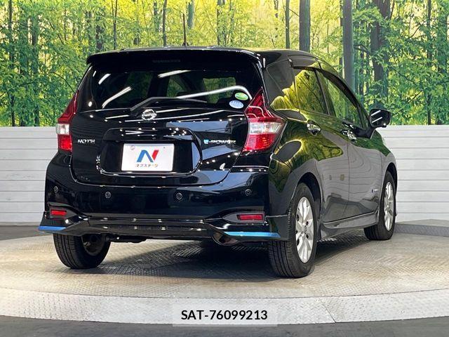 Nissan NOTE 2018-01 8563029-16