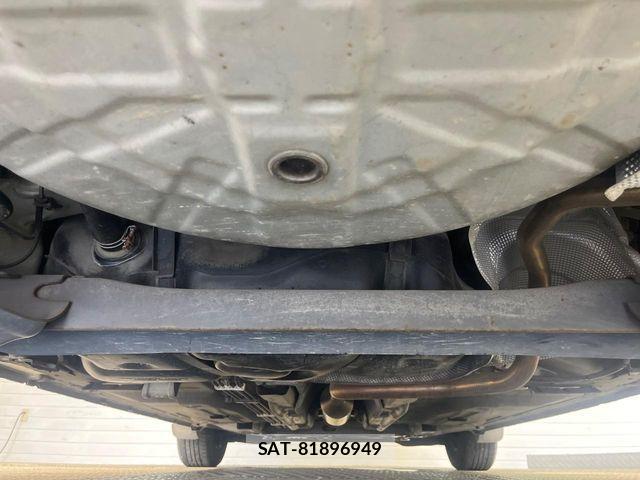 Nissan NOTE 2015-05 8563035-18