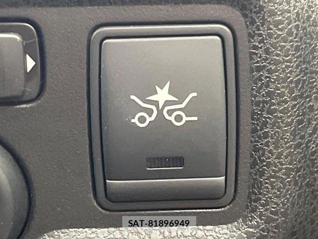 Nissan NOTE 2015-05 8563035-3