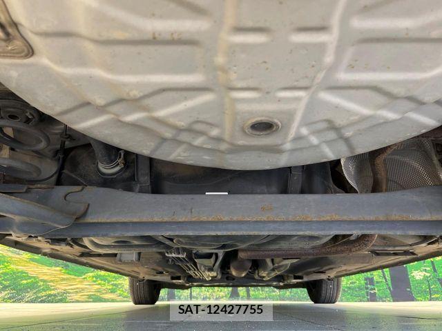 Nissan NOTE 2015-02 8563036-18
