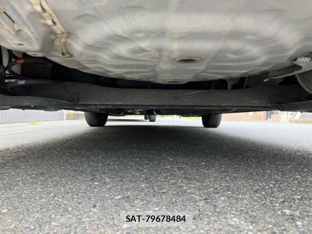 Nissan NOTE 2013-04 8563052-8