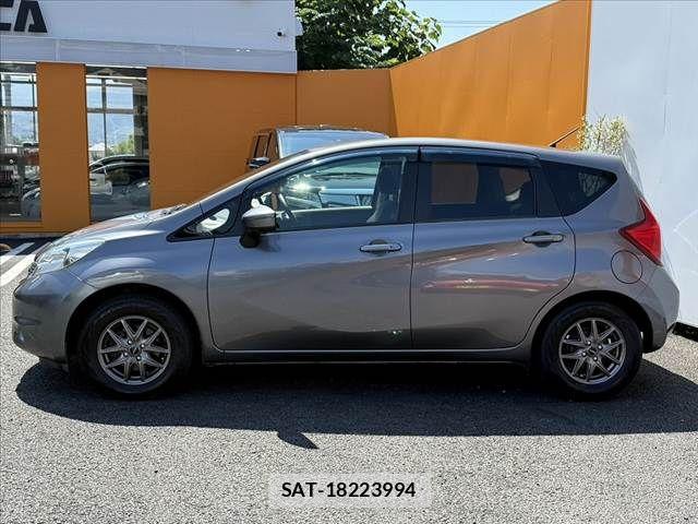 Nissan NOTE 2015-02 8563040-10