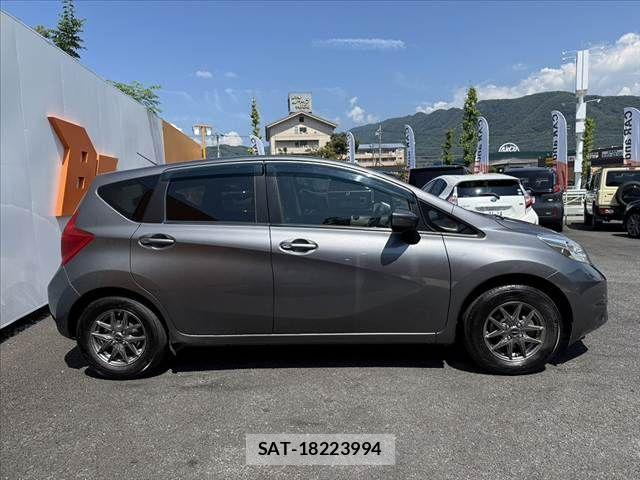 Nissan NOTE 2015-02 8563040-11