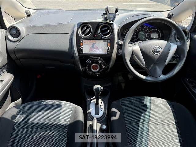 Nissan NOTE 2015-02 8563040-1