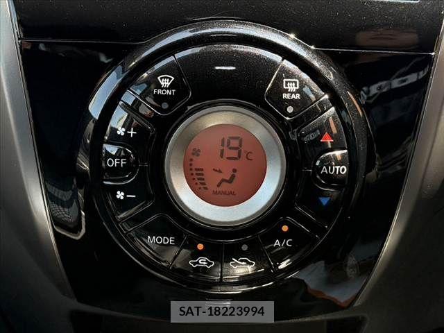 Nissan NOTE 2015-02 8563040-26
