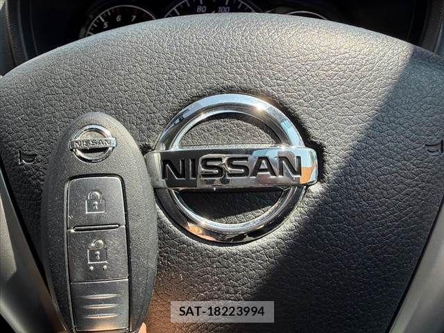 Nissan NOTE 2015-02 8563040-2