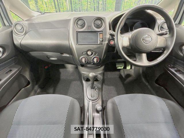 Nissan NOTE 2013-11 8563047-1