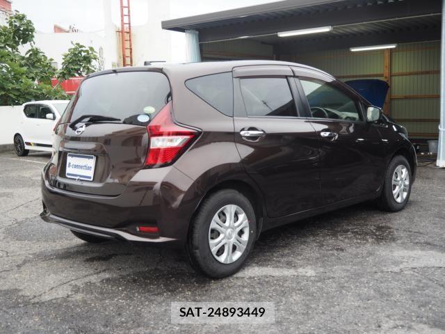 Nissan NOTE 2017-08 8628190-28