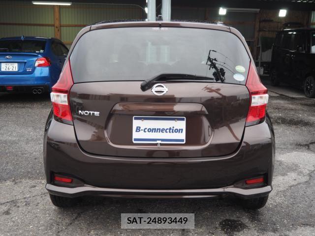 Nissan NOTE 2017-08 8628190-4