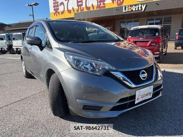 Nissan NOTE 2018-01 8628179-14