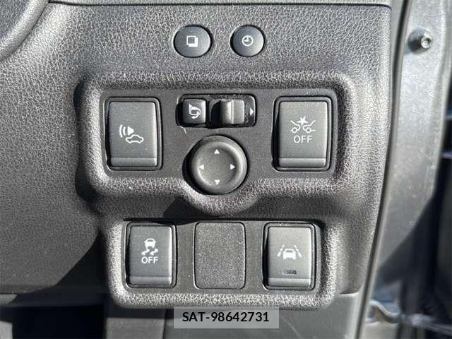 Nissan NOTE 2018-01 8628179-8