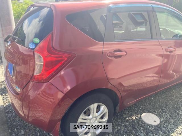 Nissan NOTE 2013-06 8628198-5