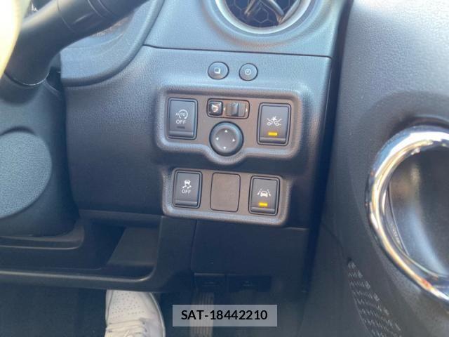 Nissan NOTE 2016-05 8628197-23