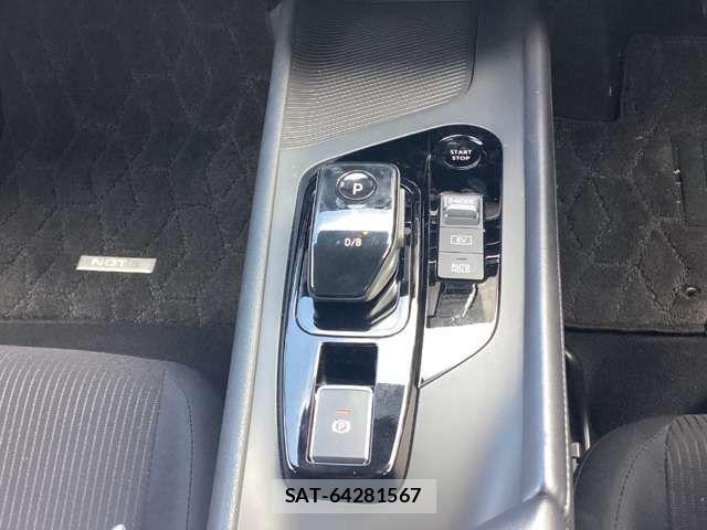 Nissan NOTE 2021-10 8628157-9