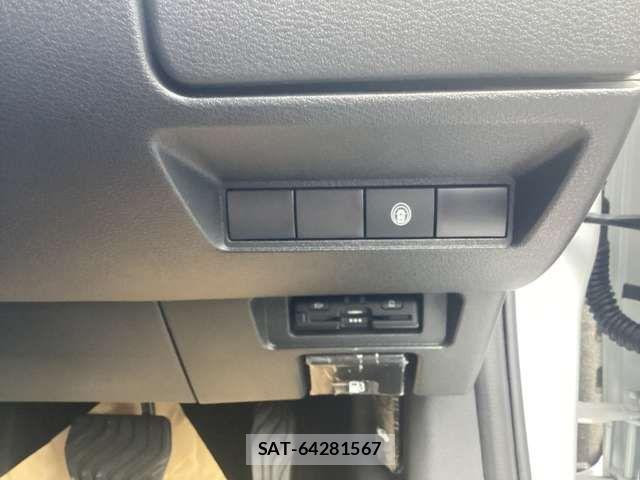 Nissan NOTE 2021-10 8628157-5