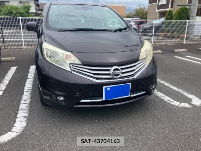 Nissan NOTE 2014-02 8628201-2