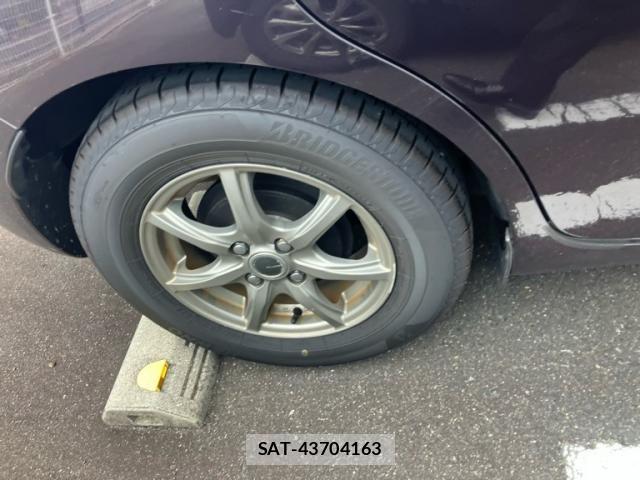 Nissan NOTE 2014-02 8628201-8