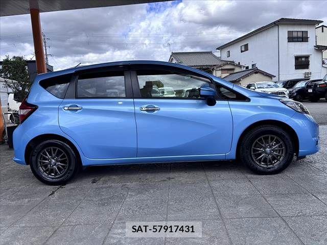 Nissan NOTE 2017-02 8628182-9