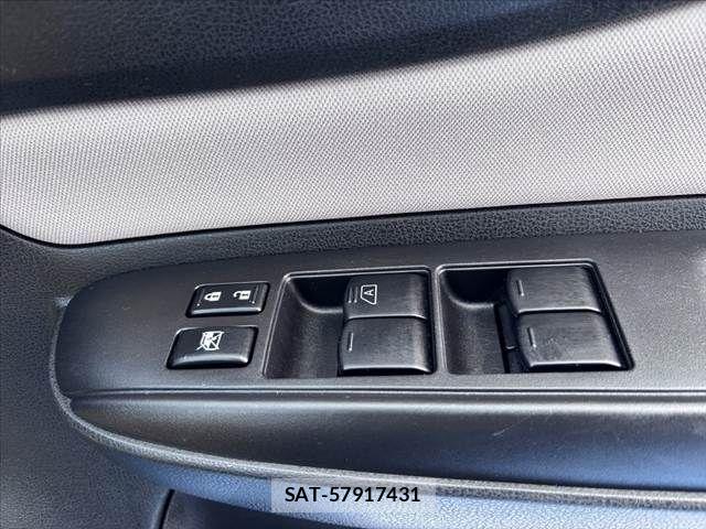 Nissan NOTE 2017-02 8628182-27
