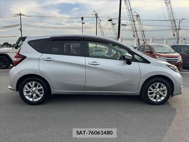 Nissan NOTE 2019-11 8628169-11