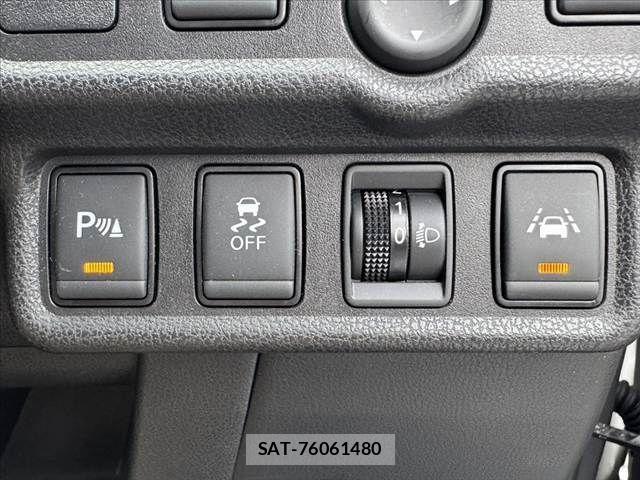 Nissan NOTE 2019-11 8628169-26