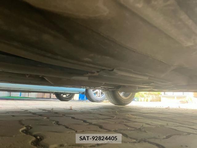 Nissan NOTE 2012-09 8628203-11